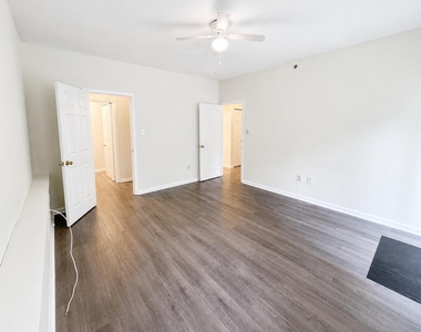 604 Moonglow Road - Photo Thumbnail 19