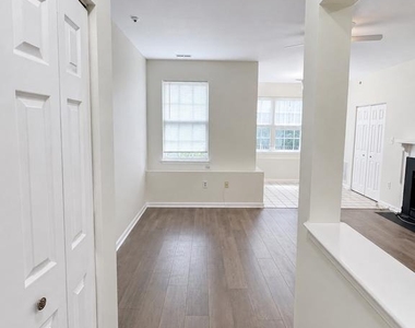 604 Moonglow Road - Photo Thumbnail 2
