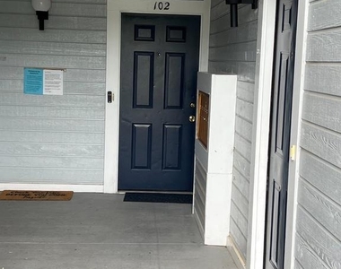 604 Moonglow Road - Photo Thumbnail 1