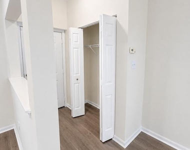 604 Moonglow Road - Photo Thumbnail 3