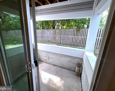 604 Moonglow Road - Photo Thumbnail 21