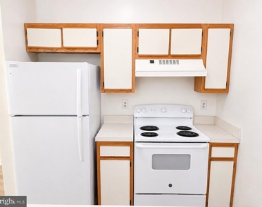 604 Moonglow Road - Photo Thumbnail 10