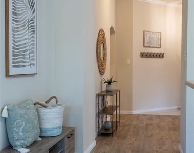11620 Larch Valley Dr - Photo Thumbnail 3