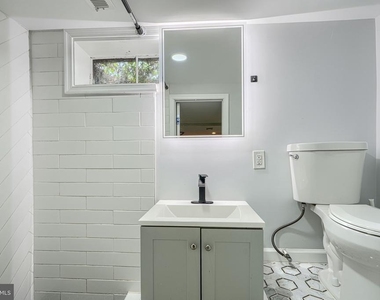 520 White Oak Drive - Photo Thumbnail 24
