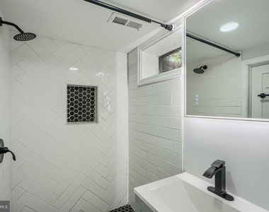 520 White Oak Drive - Photo Thumbnail 25