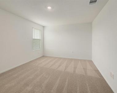 916 Rancho Del Cielo Loop - Photo Thumbnail 9