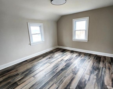 506 N Shipley Street - Photo Thumbnail 13