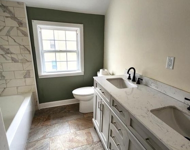 506 N Shipley Street - Photo Thumbnail 18