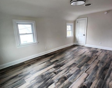 506 N Shipley Street - Photo Thumbnail 14
