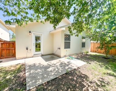 298 Jack Rabbit Ln - Photo Thumbnail 19