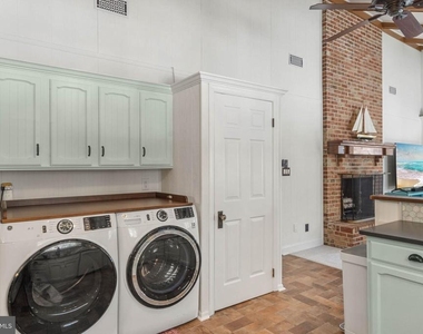 106 Kingsbridge Road - Photo Thumbnail 9