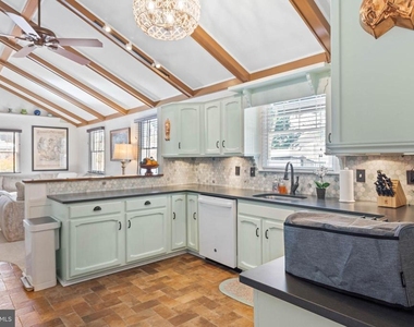 106 Kingsbridge Road - Photo Thumbnail 35