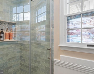 106 Kingsbridge Road - Photo Thumbnail 24