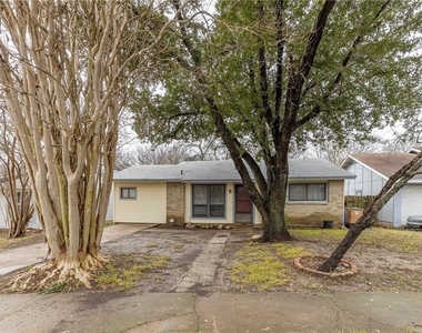 2325 Bendridge Trl - Photo Thumbnail 24