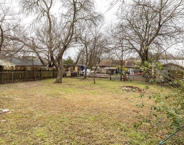 2325 Bendridge Trl - Photo Thumbnail 22
