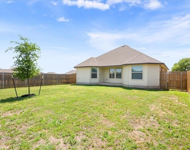 5830 Copano Rd - Photo Thumbnail 31