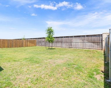 5830 Copano Rd - Photo Thumbnail 33