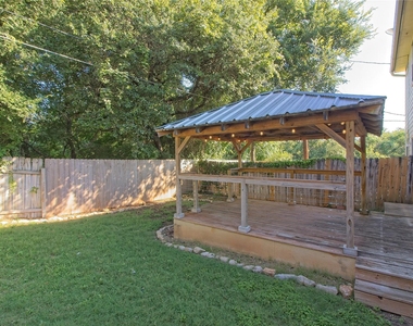 2903 Whisper Oaks Ln - Photo Thumbnail 5