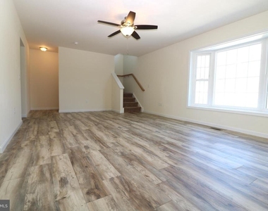 72 Filbert Drive - Photo Thumbnail 3