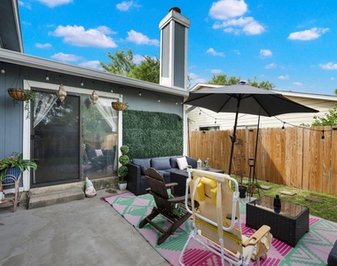 8317 Forest Ridge Dr - Photo Thumbnail 17