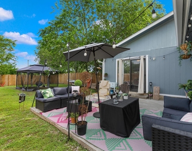 8317 Forest Ridge Dr - Photo Thumbnail 18
