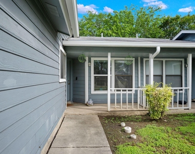 8317 Forest Ridge Dr - Photo Thumbnail 1