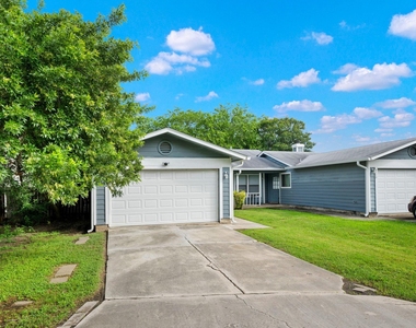 8317 Forest Ridge Dr - Photo Thumbnail 25