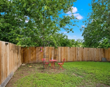 8317 Forest Ridge Dr - Photo Thumbnail 19