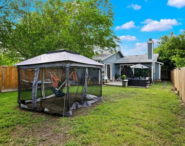 8317 Forest Ridge Dr - Photo Thumbnail 20