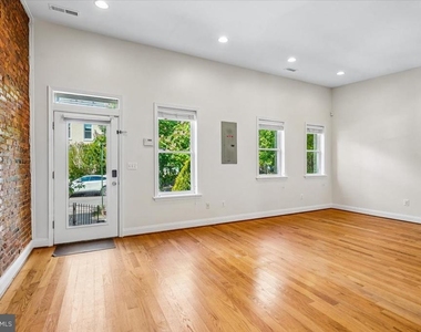 1339 C Street Ne - Photo Thumbnail 2