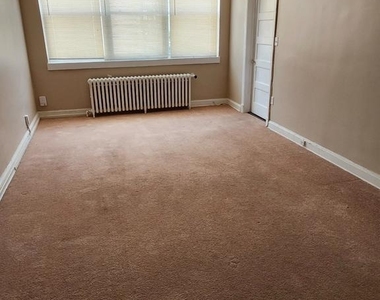 449 Manor Place Nw - Photo Thumbnail 10