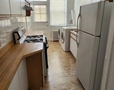 449 Manor Place Nw - Photo Thumbnail 9