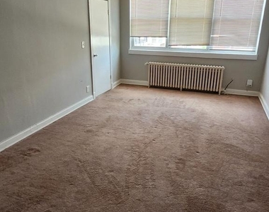 449 Manor Place Nw - Photo Thumbnail 6