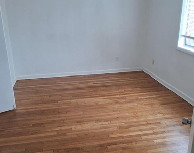 3241 Ely Place Se - Photo Thumbnail 4