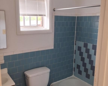 3241 Ely Place Se - Photo Thumbnail 5