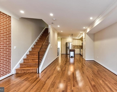 59 R Street Ne - Photo Thumbnail 8