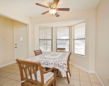 904 Norwell Ln - Photo Thumbnail 3