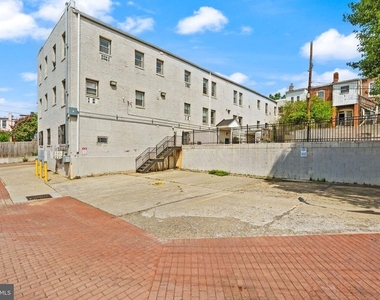 430 Irving Street Nw - Photo Thumbnail 30
