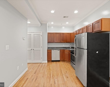 430 Irving Street Nw - Photo Thumbnail 12