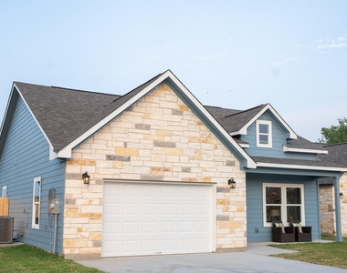 306 String Prairie Way - Photo Thumbnail 2
