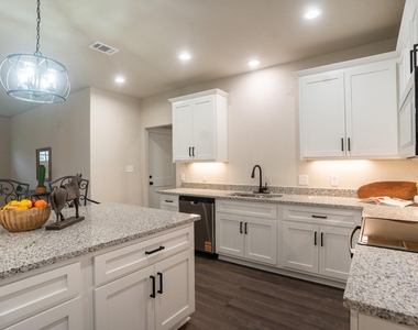 306 String Prairie Way - Photo Thumbnail 10