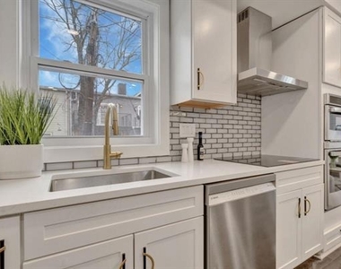 413 Ingraham Street Nw - Photo Thumbnail 15