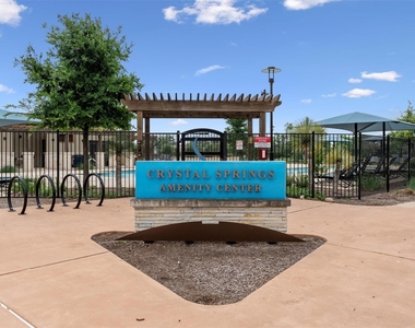 1805 Artesian Springs Xing - Photo Thumbnail 32