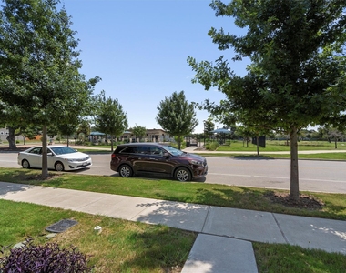 1805 Artesian Springs Xing - Photo Thumbnail 3