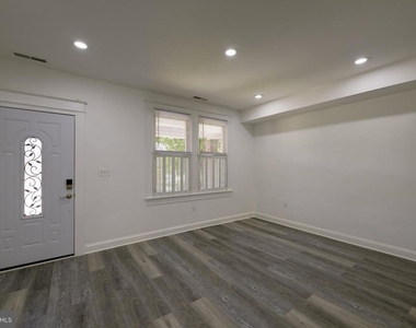 514 Missouri Avenue Nw - Photo Thumbnail 4