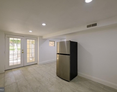 514 Missouri Avenue Nw - Photo Thumbnail 23