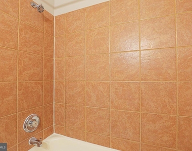 1633 E Street Ne - Photo Thumbnail 19