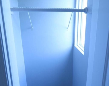 1633 E Street Ne - Photo Thumbnail 8