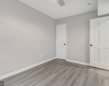 1721 Gales Place Ne - Photo Thumbnail 11