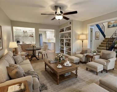 8111 Middle Ct - Photo Thumbnail 6